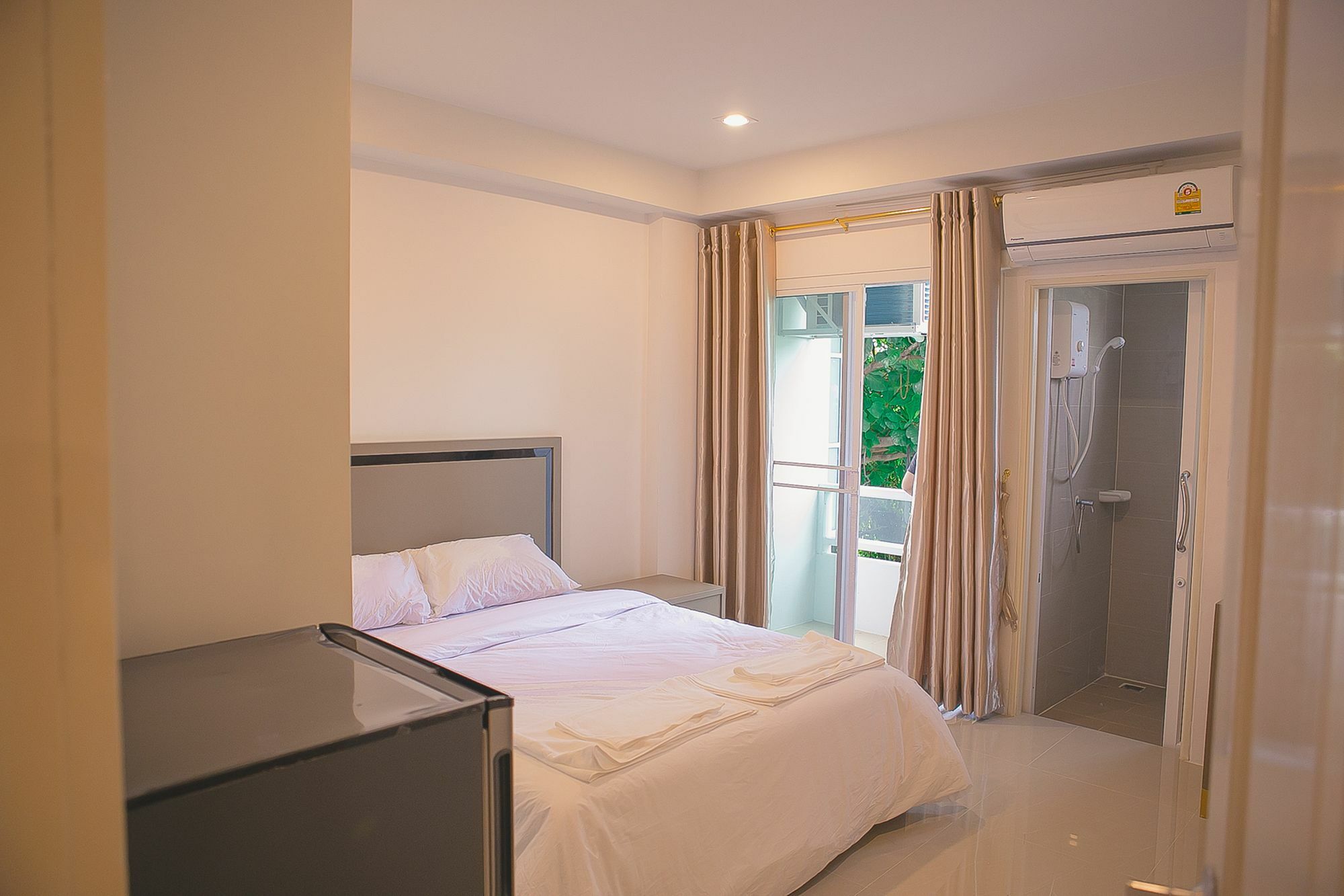 S.E.T Thanmongkol Residence กรุงเทพมหานคร ภายนอก รูปภาพ